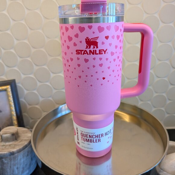 Stanley Pink Sweet Hearts 40 Oz Valentine's Day Tumbler Ships Fast Quencher - Picture 1 of 1
